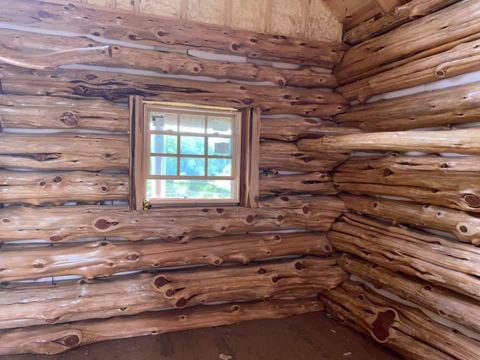 Sticks & Stones hand-notched cedar log cabin work