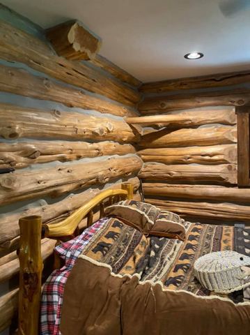 Sticks & Stones hand-notched cedar log cabin work