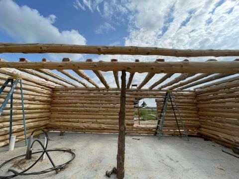 Sticks & Stones hand-notched cedar log cabin work
