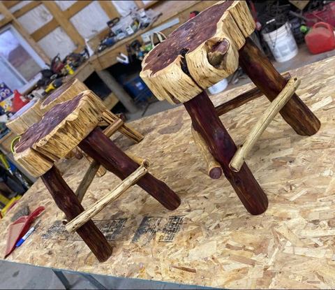 Sticks & Stones hand-notched cedar log cabin work