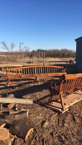 Sticks & Stones hand-notched cedar log cabin work